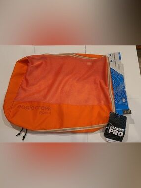 Eagle Creek Pack-It Packing Cube in Vibrant Orange size L